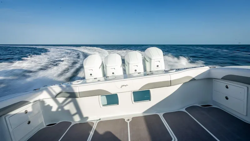 Slide: The Image of Yellowfin 54 Offshore 2023 - 80