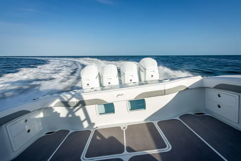 Slide: The Image of Yellowfin 54 Offshore 2023 - 81