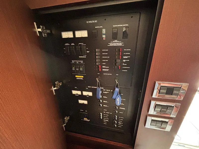 Slide: The Image of Electrical panel inside 2013 Sea Ray 450 Sedan Bridge yacht. - 28