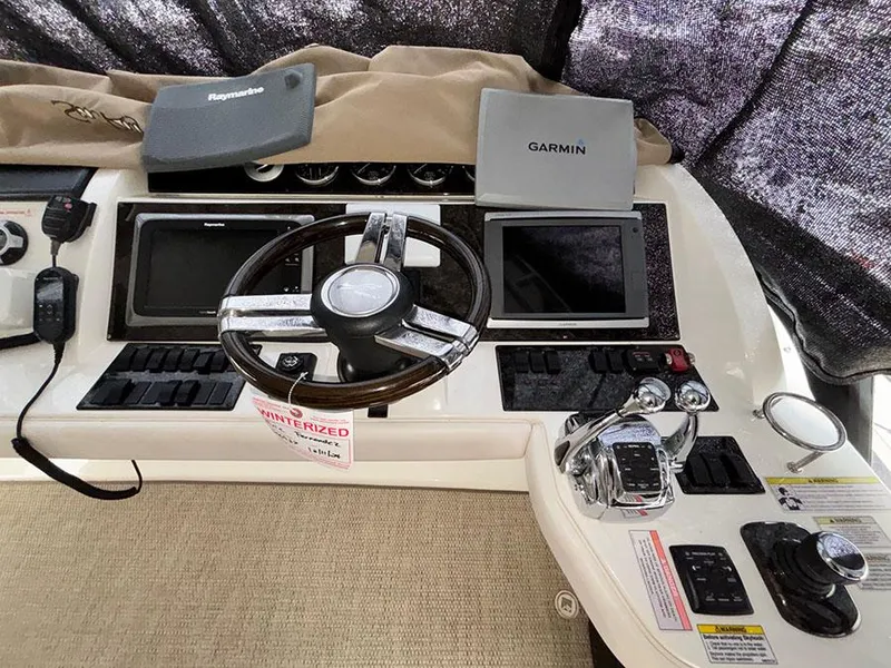 Slide: The Image of Sea Ray 450 Sedan Bridge 2013 - 58