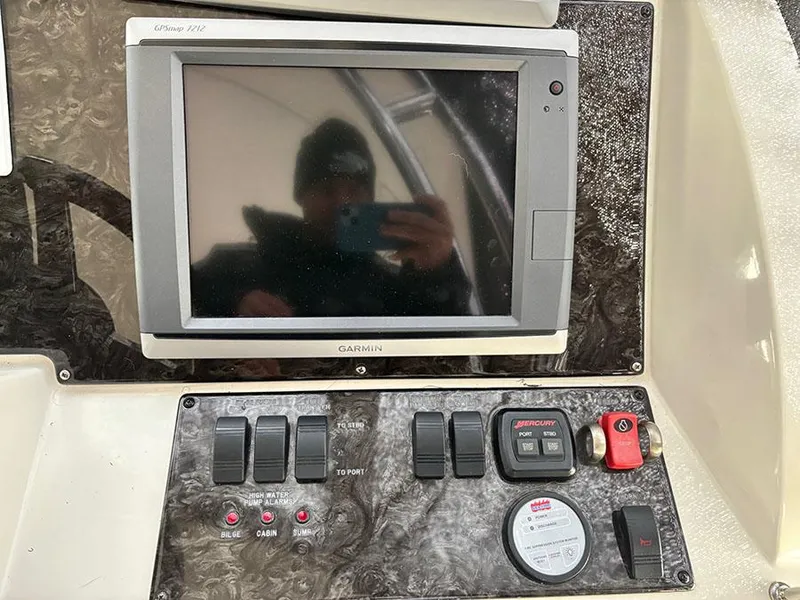 Slide: The Image of Sea Ray 450 Sedan Bridge 2013 - 60