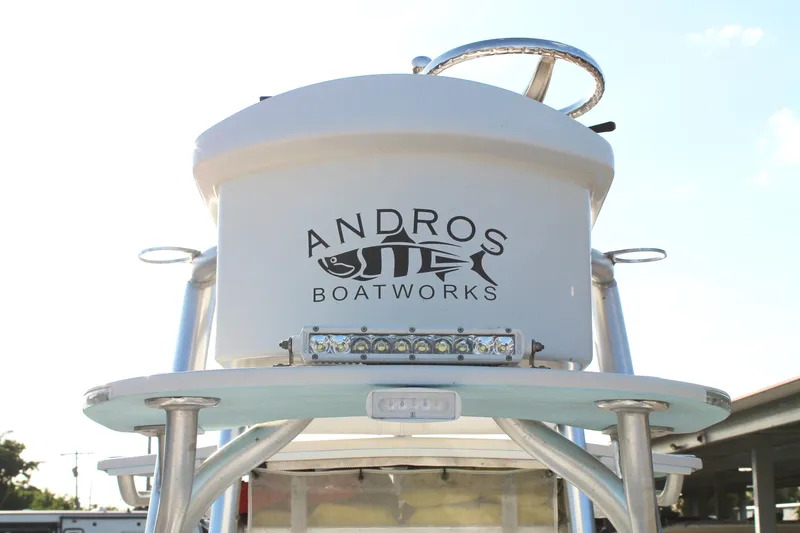 Slide: The Image of 2018 Andros 26 Tarpon boat with Andros Boatworks logo and LED lights. - 20