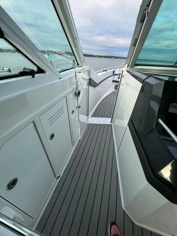 Slide: The Image of 2020 Formula 400 Super Sport Crossover boat interior with sleek design and modern features. - 18