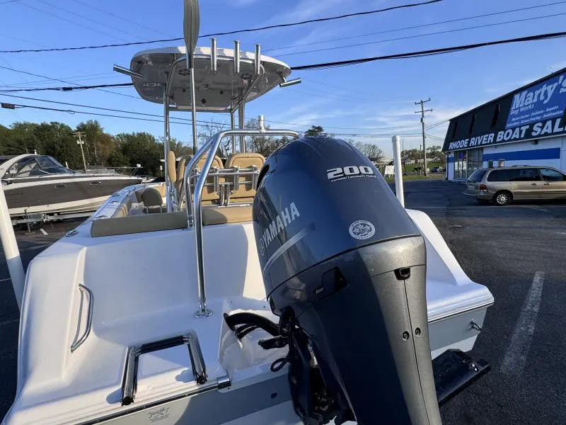 Slide: The Image of 2023 Sportsman 231 Heritage boat with Yamaha 200 engine at Rhode River Boat Sales. - 15