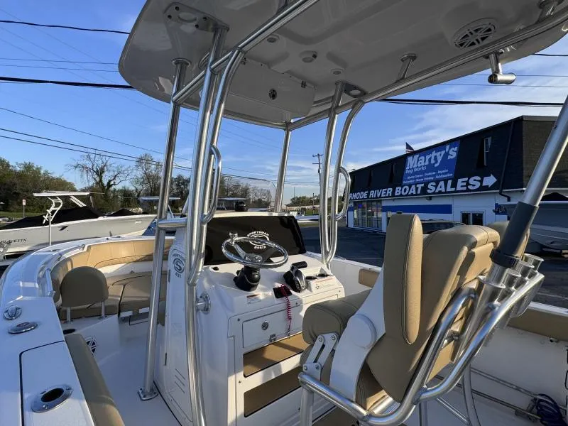 Slide: The Image of 2023 Sportsman 231 Heritage boat interior at Rhode River Boat Sales. - 17