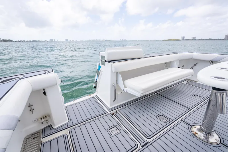 Slide: The Image of Tiara 4200 Open 2006 - 56