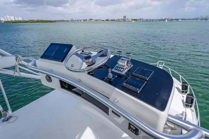 Slide: The Image of Tiara 4200 Open 2006 - 64