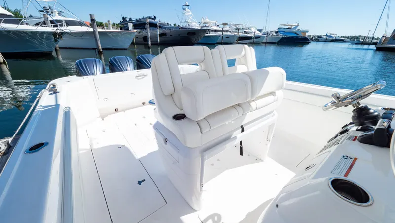 Slide: The Image of Intrepid 375 Nomad FE 2023 - 54