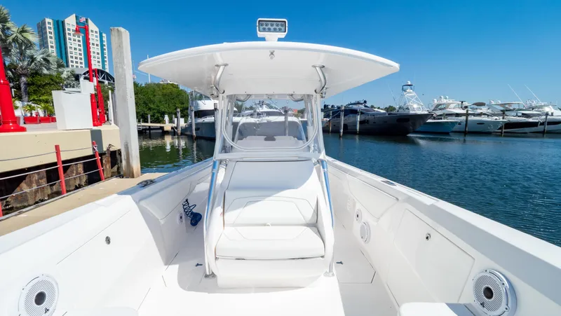 Slide: The Image of Intrepid 375 Nomad FE 2023 - 74