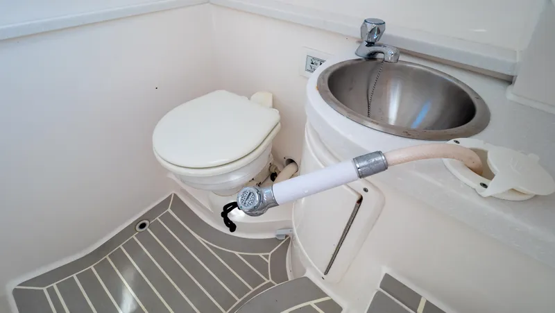 Slide: The Image of Intrepid 375 Nomad FE 2023 - 97