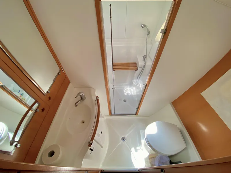 Slide: The Image of Starboard Hull - 14