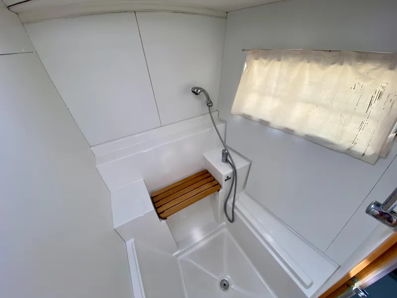 Slide: The Image of Starboard Hull - 15