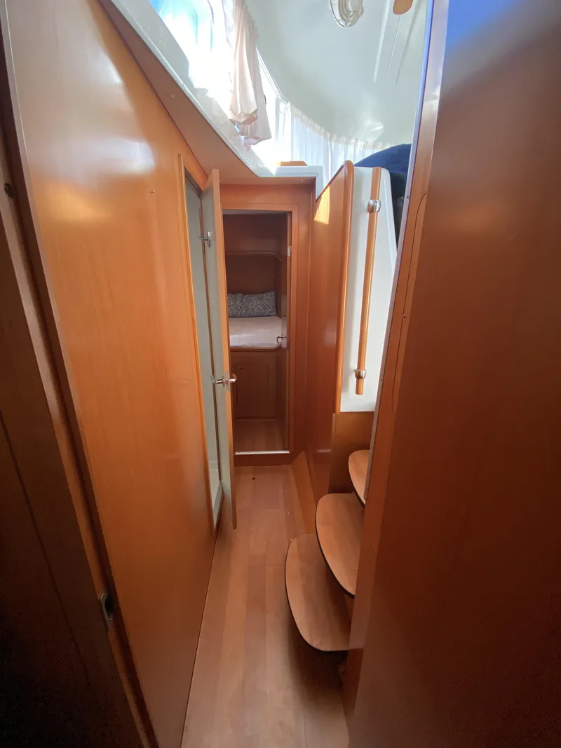 Slide: The Image of Port Hull - 19