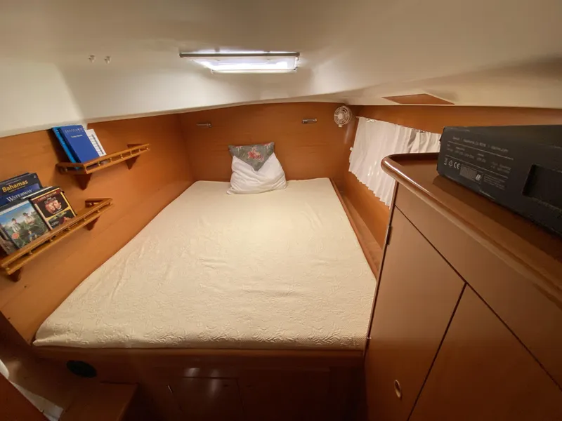 Slide: The Image of Port Hull - 24