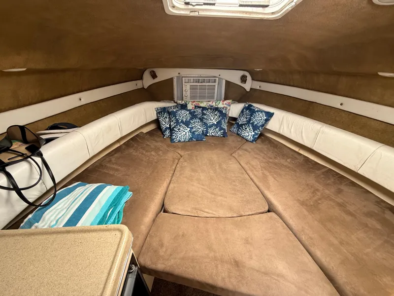 Slide: The Image of Wellcraft 2400 Martinique 2000 - 50