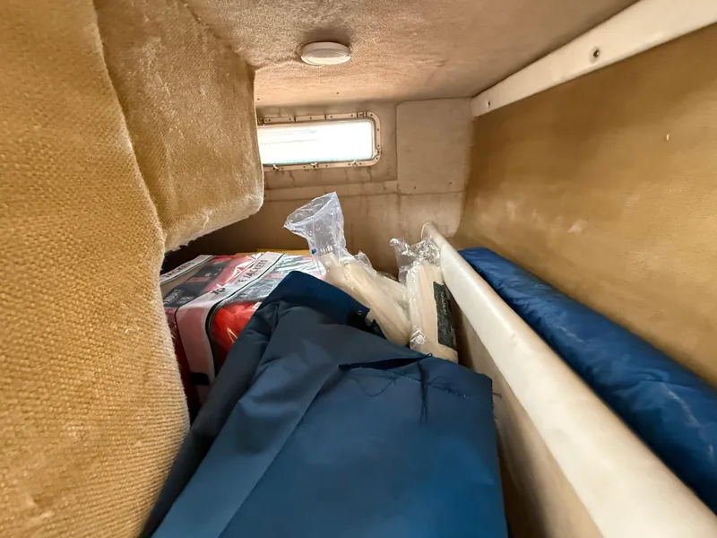 Slide: The Image of Wellcraft 2400 Martinique 2000 - 55