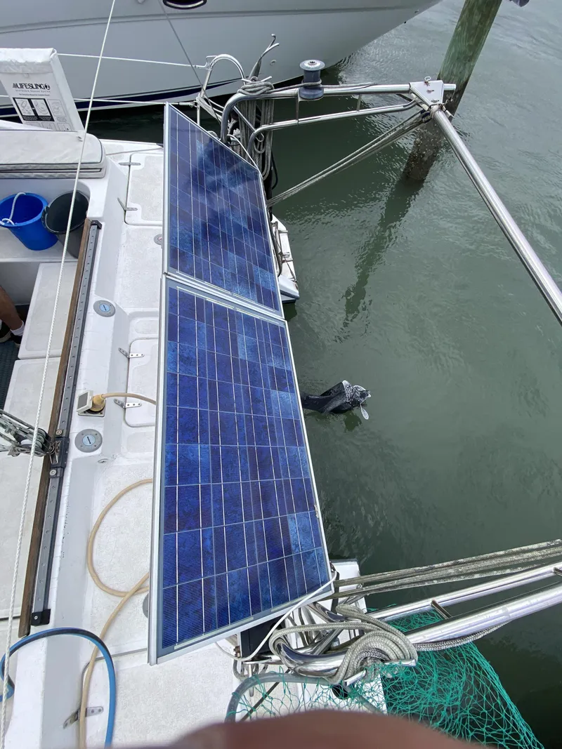 Slide: The Image of Gemini 105M 1998 - 3