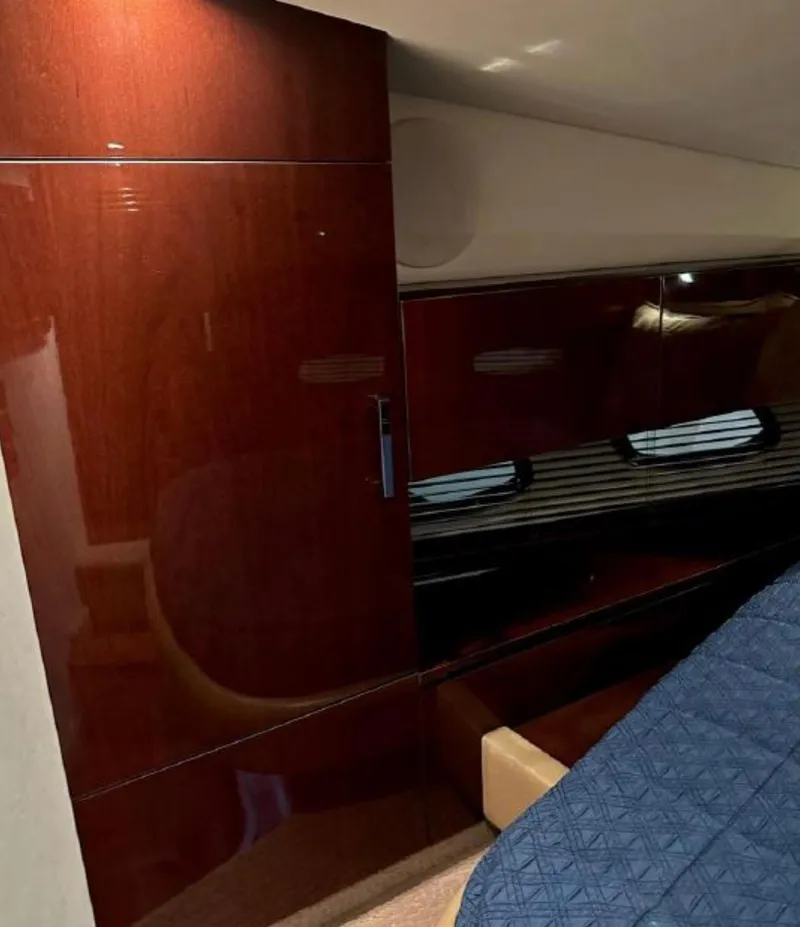 Slide: The Image of Sea Ray 470 Sundancer 2011 - 41