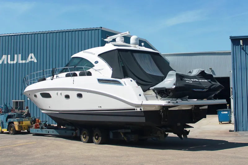 Slide: The Image of Sea Ray 470 Sundancer 2011 - 46