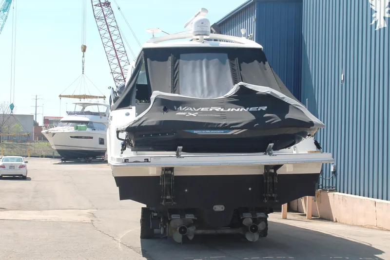 Slide: The Image of Sea Ray 470 Sundancer 2011 - 49