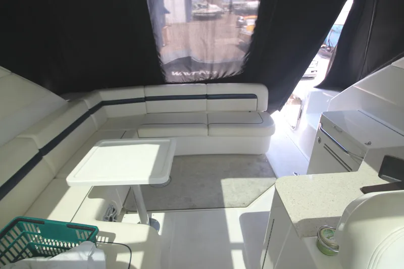 Slide: The Image of Sea Ray 470 Sundancer 2011 - 62
