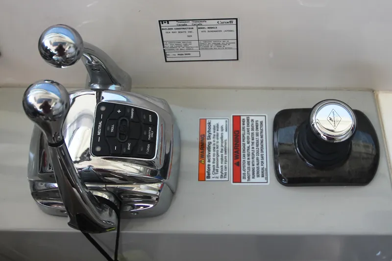 Slide: The Image of Sea Ray 470 Sundancer 2011 - 72