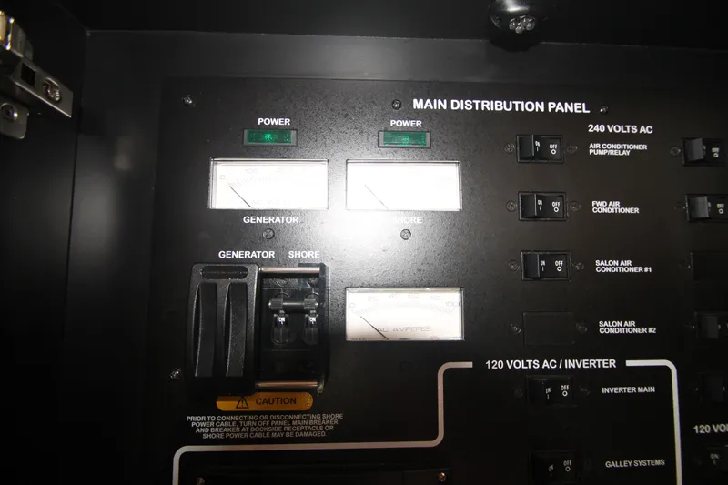 Slide: The Image of Sea Ray 470 Sundancer 2011 - 73