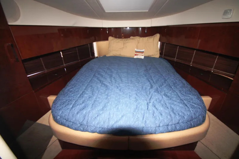 Slide: The Image of Sea Ray 470 Sundancer 2011 - 75