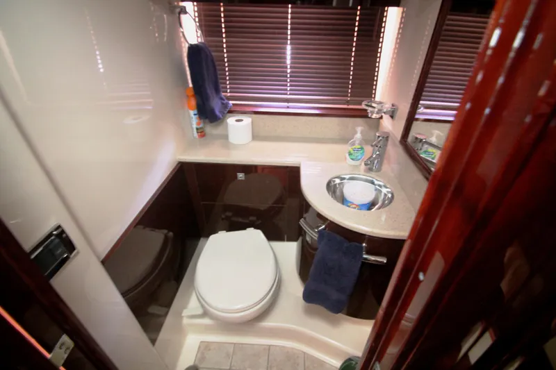 Slide: The Image of Sea Ray 470 Sundancer 2011 - 78