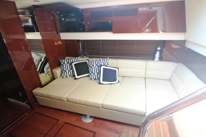 Slide: The Image of Sea Ray 470 Sundancer 2011 - 81