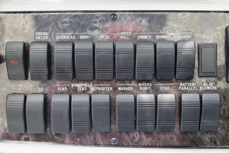 Slide: The Image of Sea Ray 470 Sundancer 2011 - 84