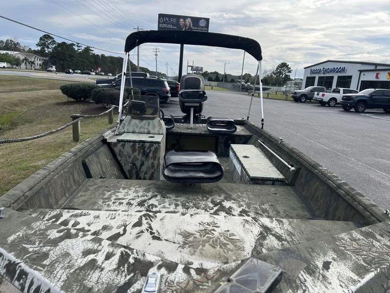 Slide: The Image of Triton 1860 SC 2007 - 6