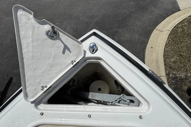 Slide: The Image of Crownline Boats 255SS 2013 - 15