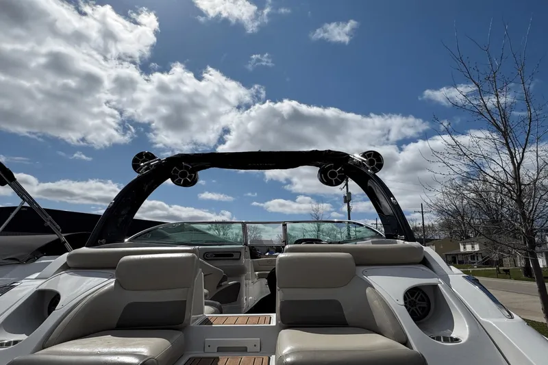 Slide: The Image of Crownline Boats 255SS 2013 - 47