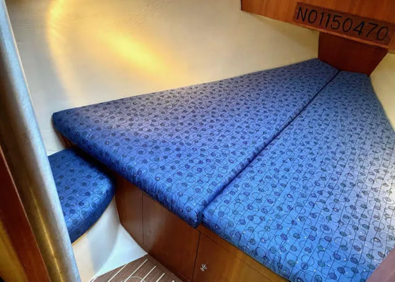 Slide: The Image of Forward berth - 22