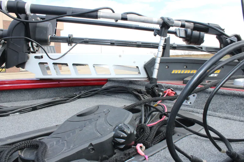 Slide: The Image of 2022 Tracker Pro Team 175 TXW boat deck with Minn Kota trolling motor. - 31