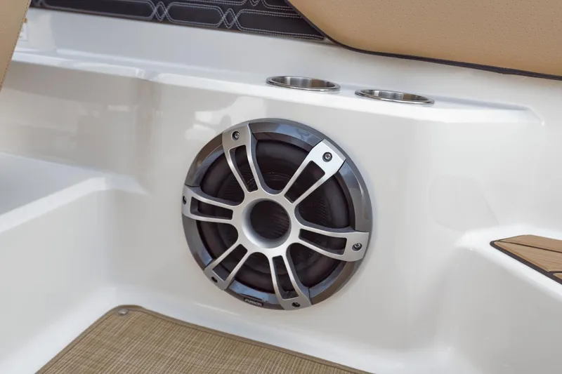 Slide: The Image of Sea Ray SPX 190 Outboard 2025 - 26