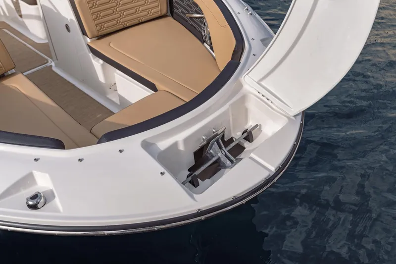 Slide: The Image of Sea Ray SPX 190 Outboard 2025 - 4