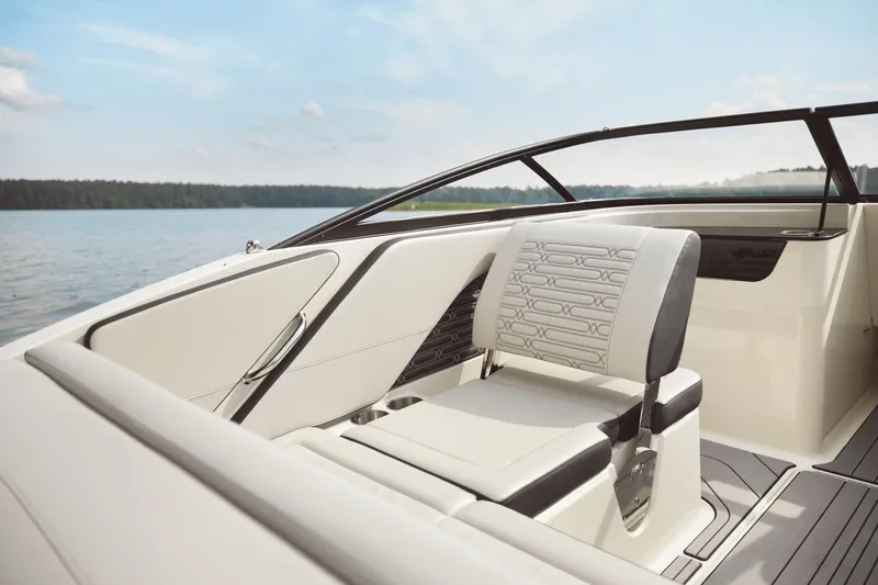 Slide: The Image of Sea Ray SPX 190 Outboard 2025 - 43