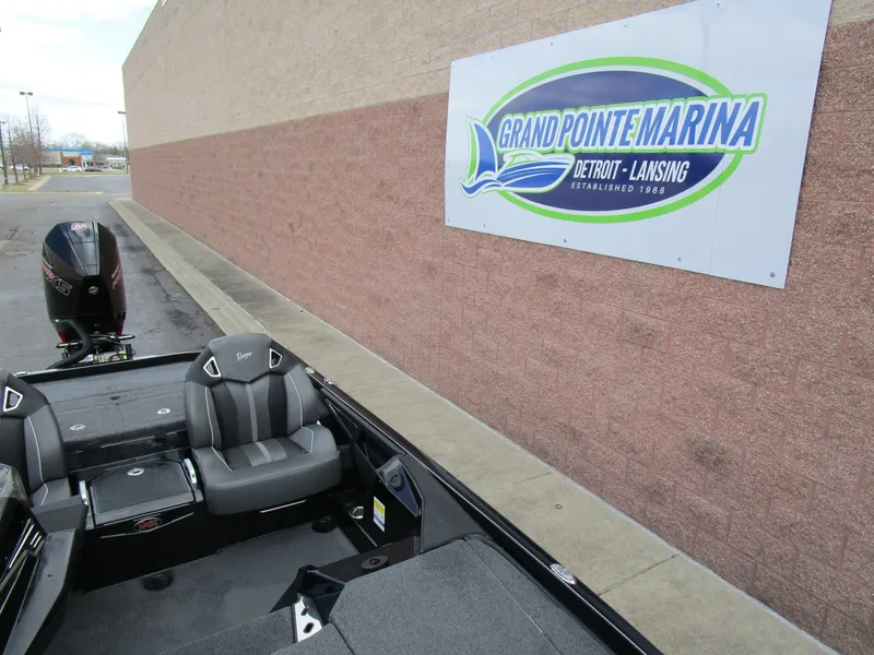 Slide: The Image of 2024 Ranger Z521 Ranger Cup boat at Grand Pointe Marina, Detroit-Lansing. - 17