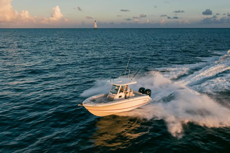 Slide: The Image of Boston Whaler 250 Outrage 2025 - 55