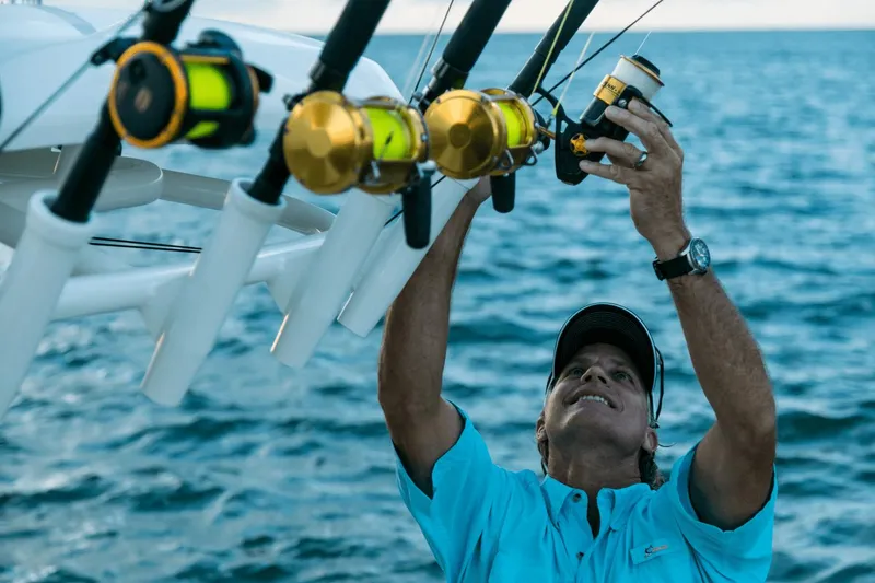 Slide: The Image of Boston Whaler 250 Outrage 2025 - 67