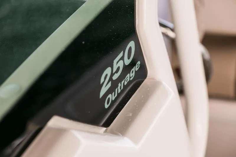 Slide: The Image of Boston Whaler 250 Outrage 2025 - 69