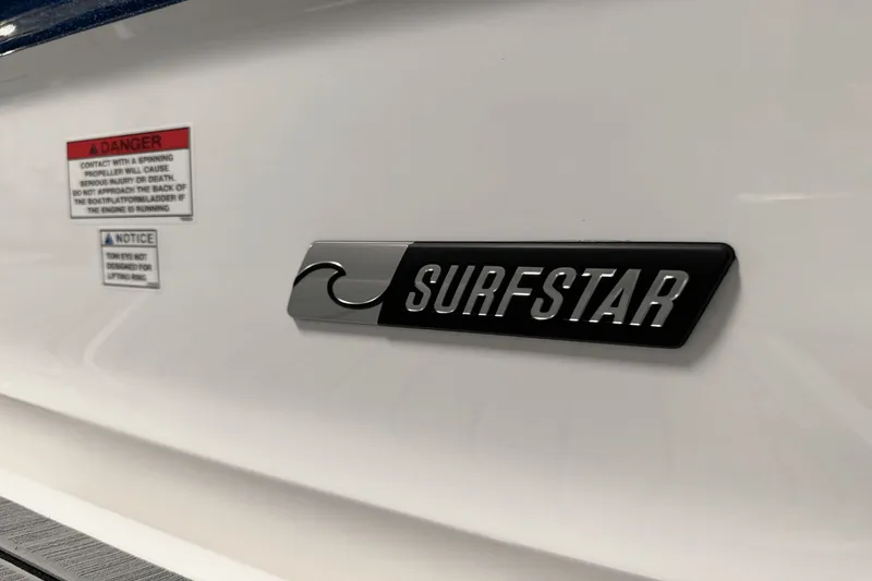 Slide: The Image of MasterCraft XT23 2026 - 18