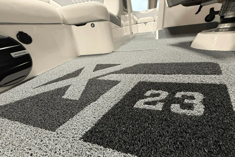 Slide: The Image of MasterCraft XT23 2026 - 51