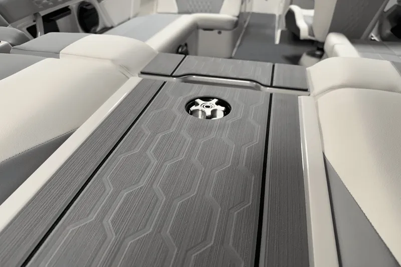 Slide: The Image of MasterCraft XT23 2026 - 25