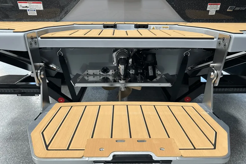 Slide: The Image of MasterCraft XT24 2026 - 12