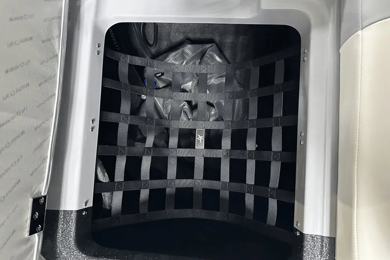 Slide: The Image of MasterCraft XT24 2026 - 19