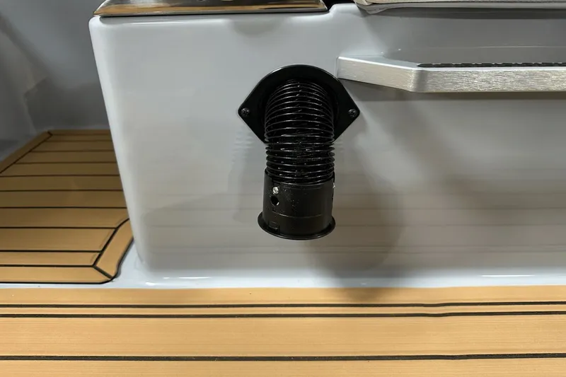 Slide: The Image of MasterCraft XT24 2026 - 24