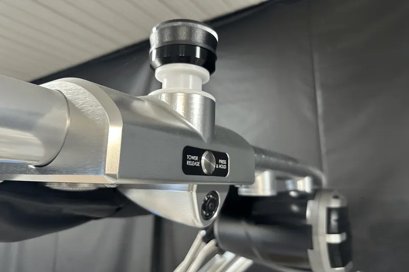 Slide: The Image of MasterCraft XT24 2026 - 62